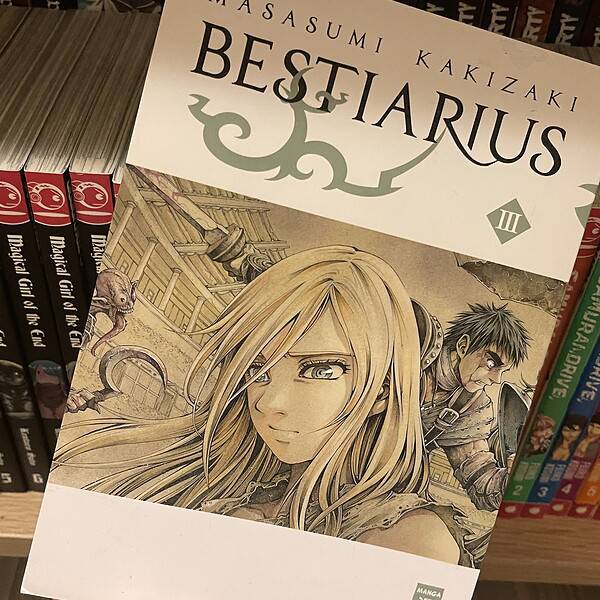 Bildgewaltig und einfach Top: Bestiarius – Band 3